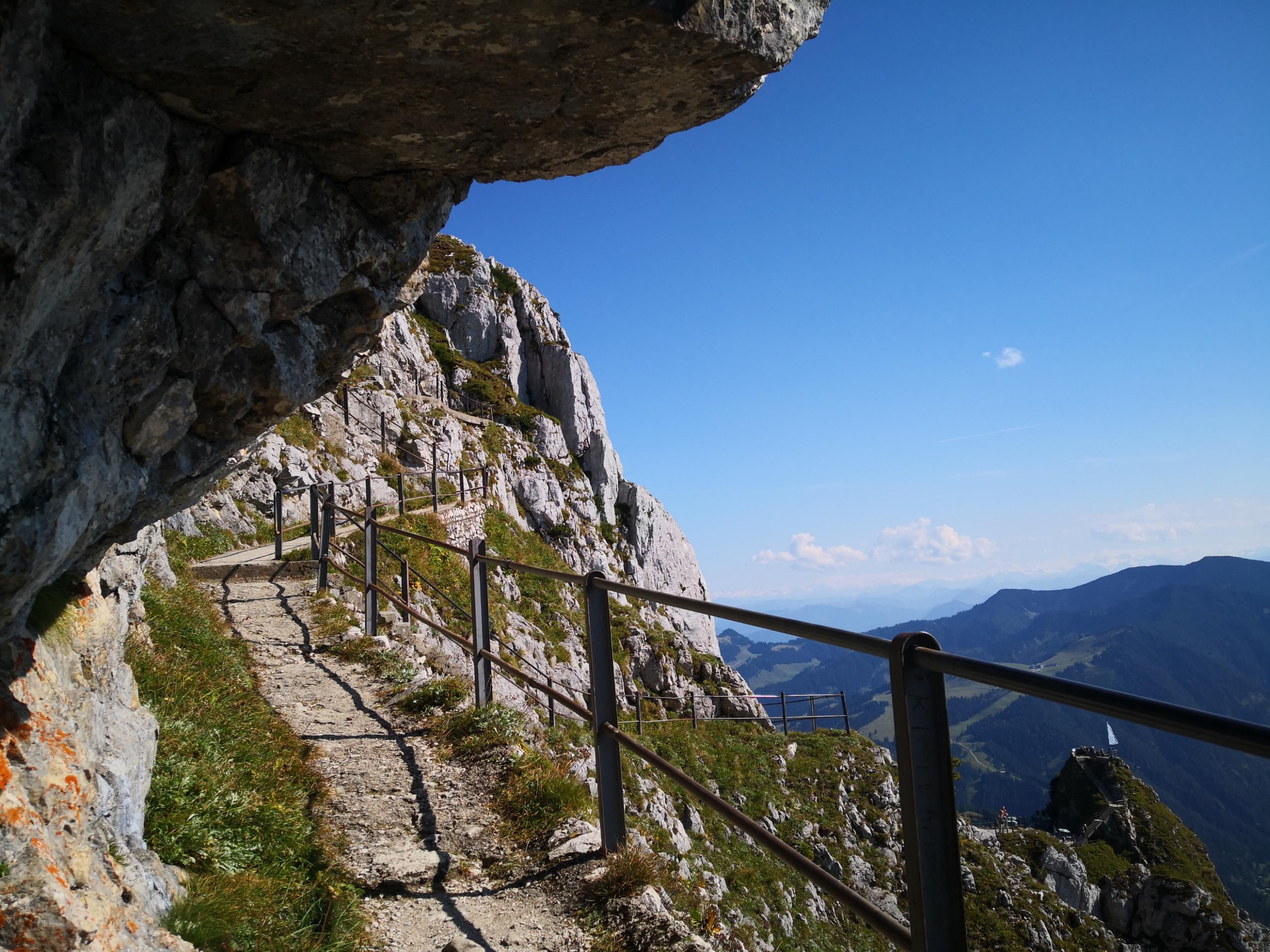 steinigerWeg_IMG_20210908_150749_by_Christian_Schmitt_pfarrbriefservice.jpg_1491869841